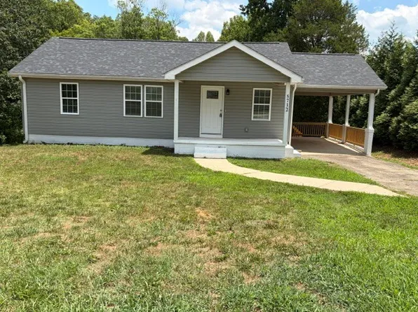 5712 Summit Ave, Browns Summit, NC 27214