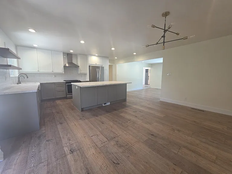 117 Oakwood Dr — Photo 9