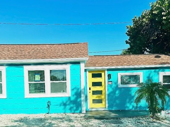 118 92nd Ave, Treasure Island, FL 33706