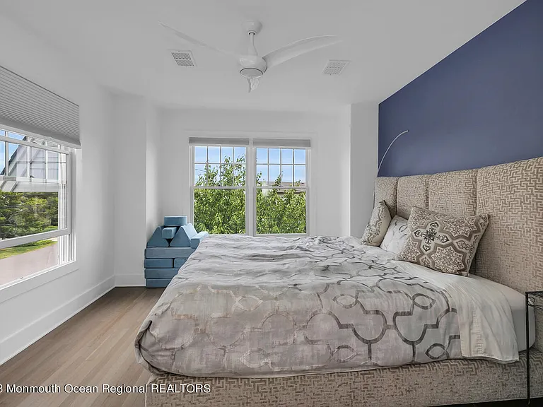 24 Park Rd — Photo 22