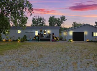 15811 County Road 200 North W, Medaryville, IN 47957