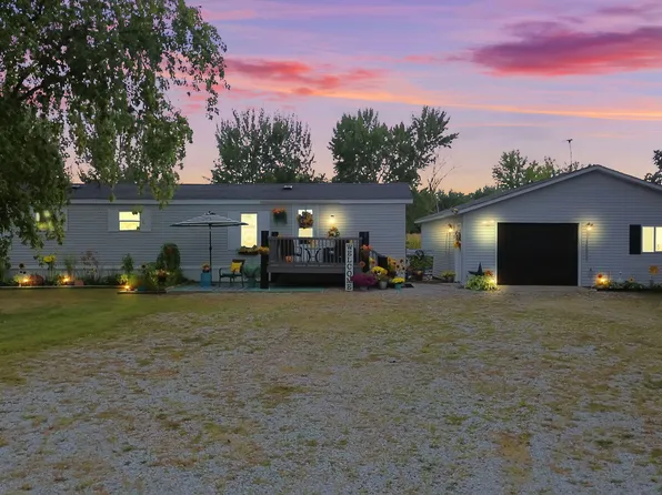 15811 County Road 200 North W, Medaryville, IN 47957