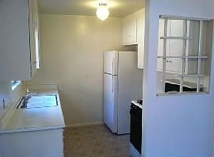 4th image of 712 Woodworth Ave APT B