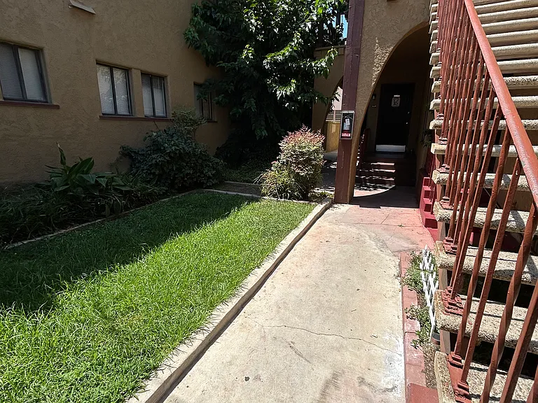 355 Orange Ave #358 — Photo 3