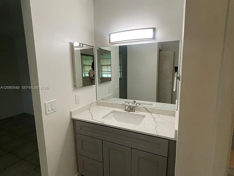 12370 SW 52nd Pl — Photo 27