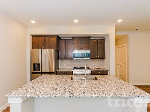 3rd image of 2524 Waddill Rivers Way