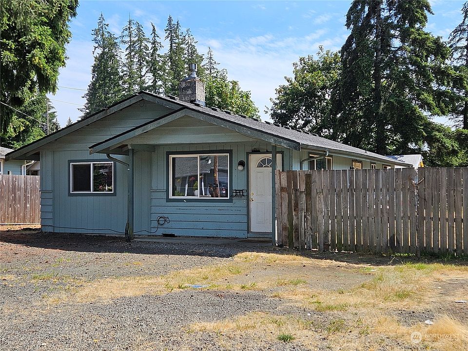 1st image of 915 Barnhard Street