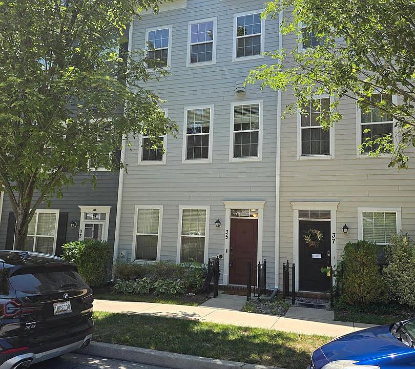 1st image of 35 Meridian Ln