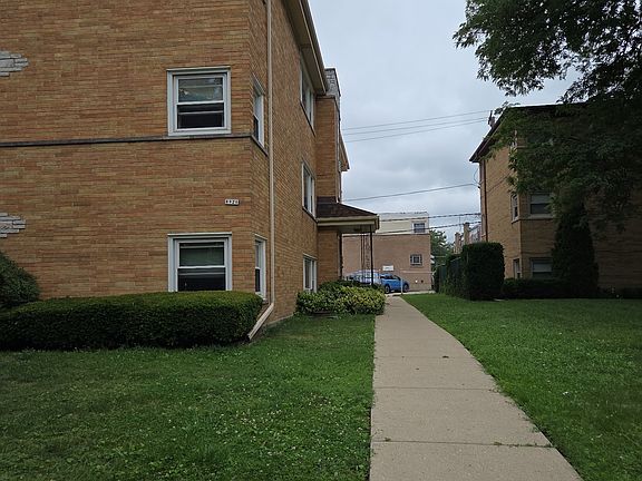 2nd image of 8926 N Wisner St Floor 2