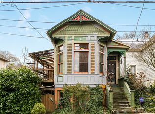 124 SW Woods St, Portland, OR 97201