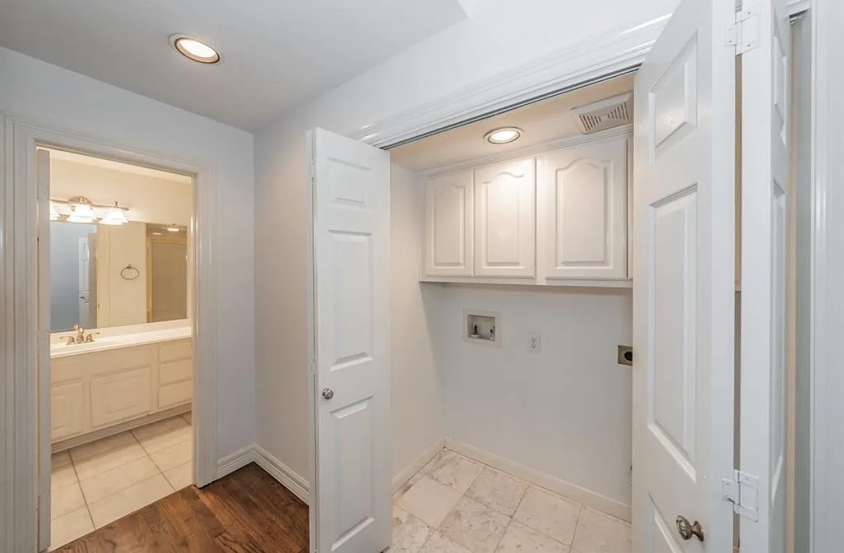 3 bed, 2106 sqft, $3,800 — Photo 4