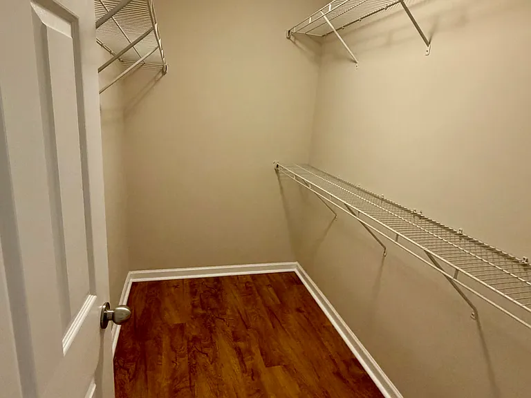 205 Shell Ct — Photo 13