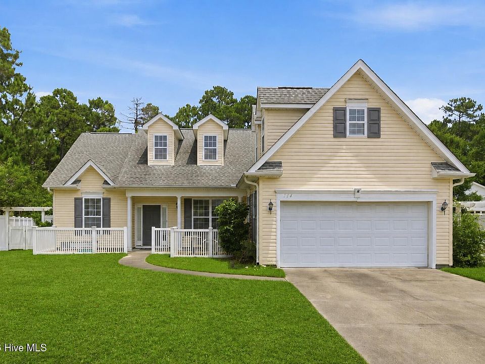 1st image of 714 E Pipers Glen