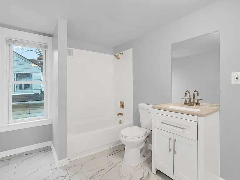 3606 Cadieux Rd — Photo 28