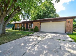 757 Tamarak Ave, Tipp City, OH 45371
