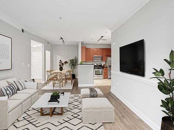 3rd image of 4400 Telfair Blvd #1046