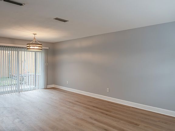 5th image of 413 E 7th Ave #2