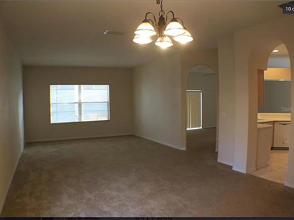 5th image of 249 Richmond Dr