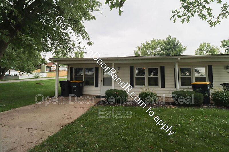 1st image of 701 Lake Ave
