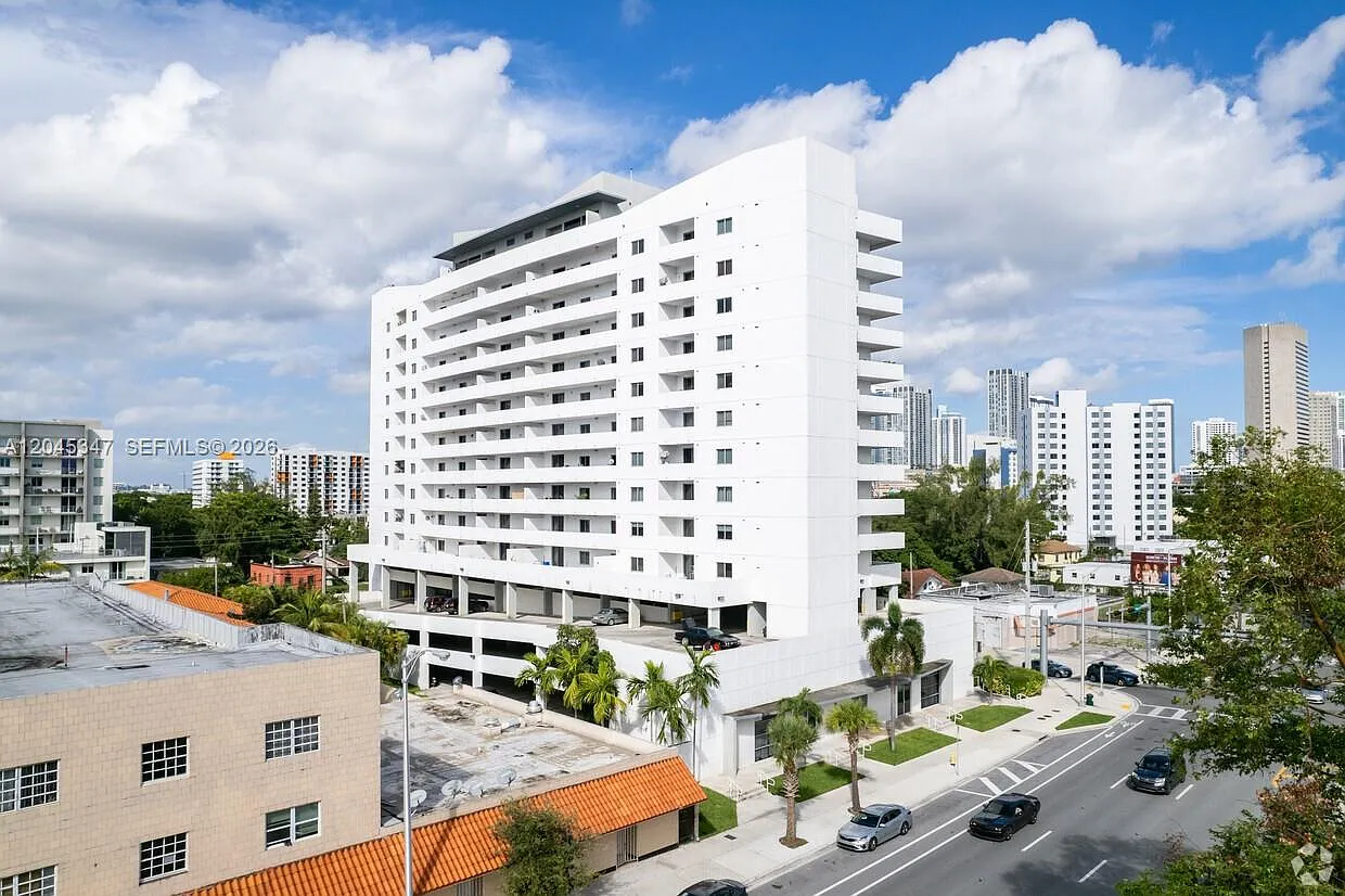 Havana Lofts Condo — Photo 3