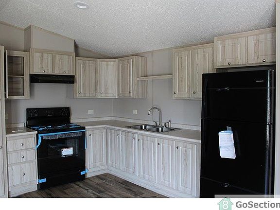 3rd image of 2100 E Gayle Ave Trailer 206
