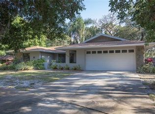 500 Whispering Oak Dr, Tarpon Springs, FL 34689