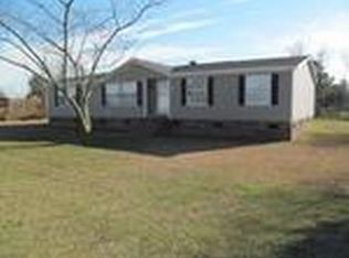 53 Cannon Dr, Snow Hill, NC 28580