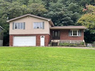 69 Route 65, Naugatuck, WV 25685