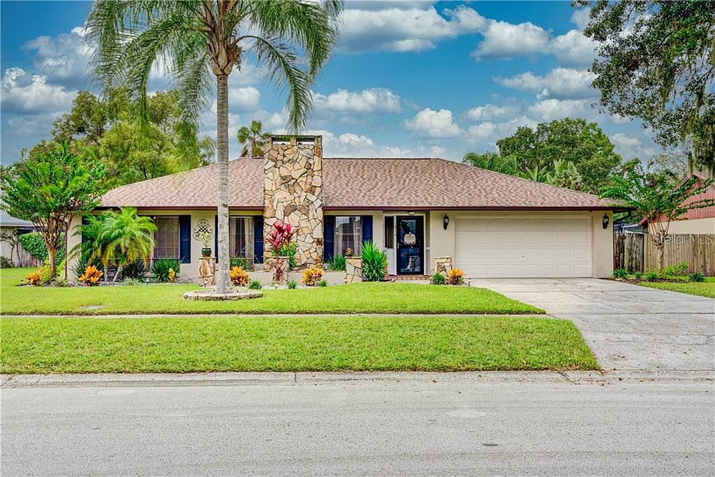 814 Sandalwood Dr, Plant City, FL 33563 Zillow
