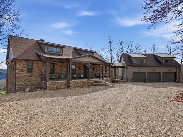 663 County Road 153, Eureka Springs, AR 72632