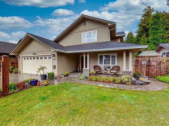 3rd image of 2483 Cypress St