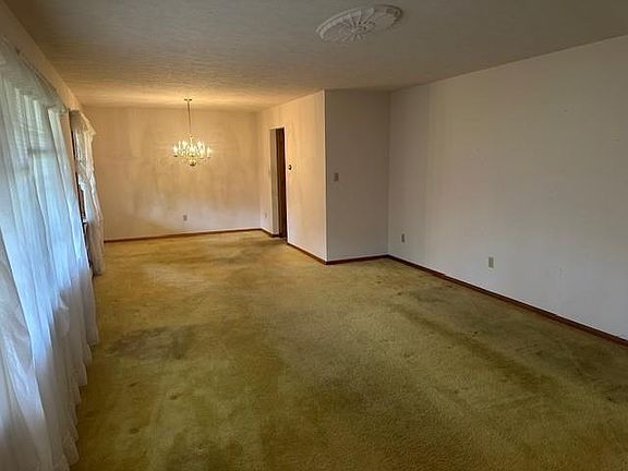 4th image of 353 1st St