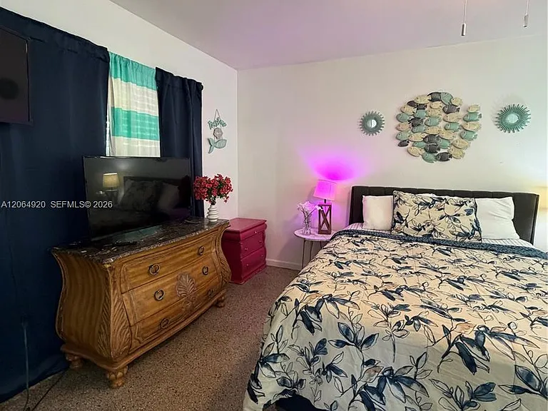 2130 McKinley St #1 — Photo 6