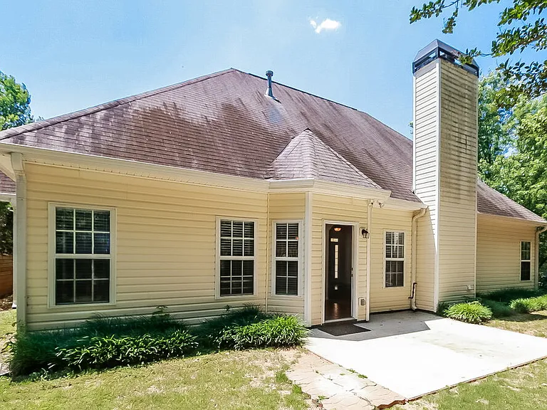 363 Freeman Forest Dr — Photo 16