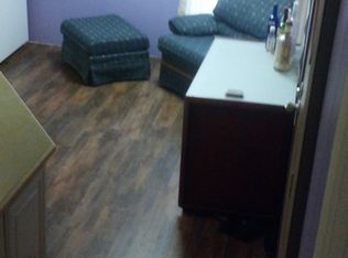 818 Grimstone Dr, Chesterfield, MO 63017