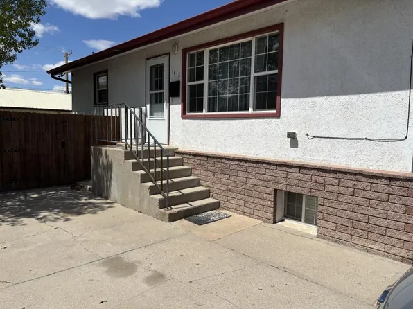 1818 E C St, Torrington, WY 82240
