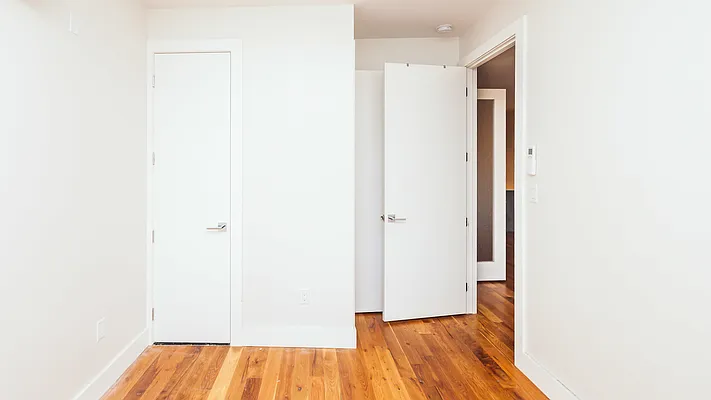 Rented by Nooklyn NYC LLC | media 27