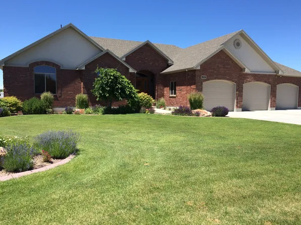 4751 Pevero Dr, Idaho Falls, ID 83401