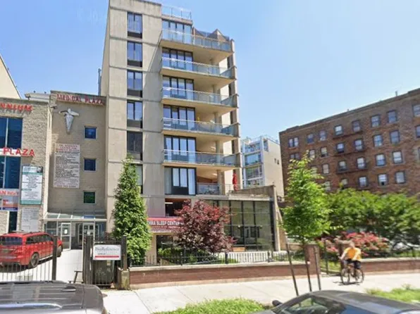 2833 Ocean Parkway image 1 of 1