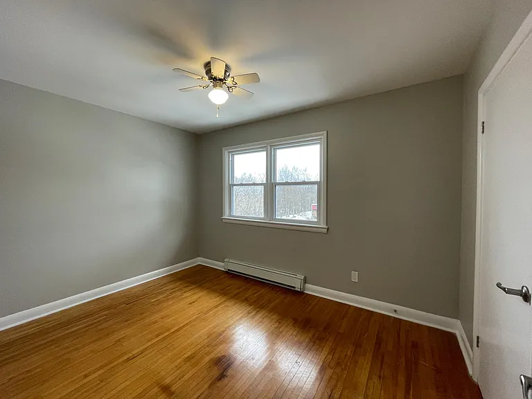 80 Barbara Ave — Photo 26