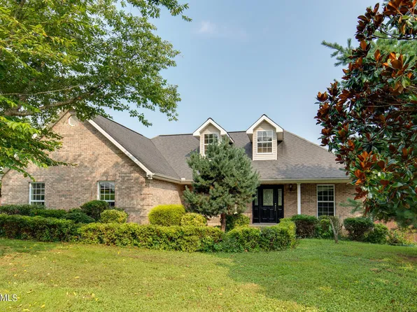 2544 Covington Cir, Sevierville, TN 37876