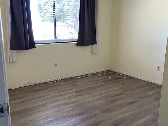 4th image of 1151 Jefferson Ct
