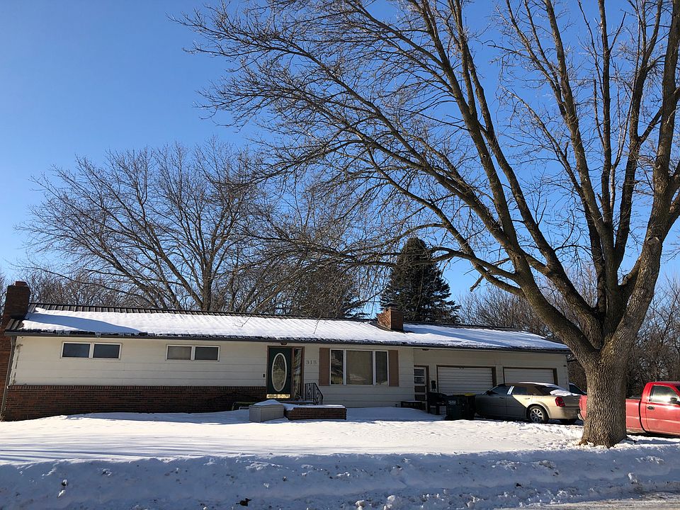 1st image of 315 1st St N