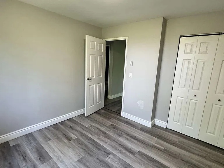 385 Division St #201 — Photo 16