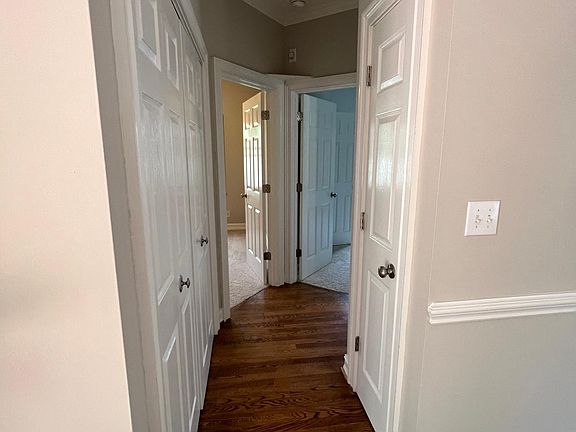 5th image of 5703 Creft Cir