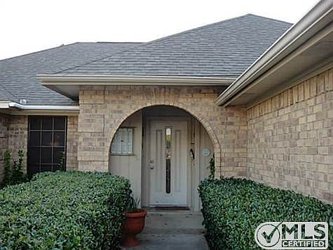 3rd image of 6528 N Park Dr