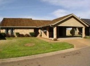 25 Club Oaks Cir, Pearl, MS 39208