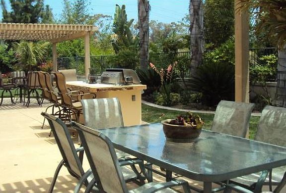 Rear / Barbeque area
