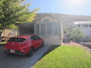 37 Redbluff Dr, Hurricane, UT 84737