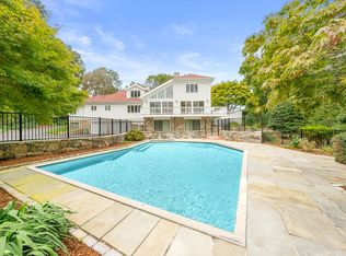 21 Harkim Rd #1, Greenwich, CT 06831